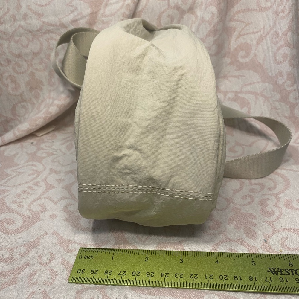 NWT Uniqlo Sling Bag in color Natural - Picture 10 of 12